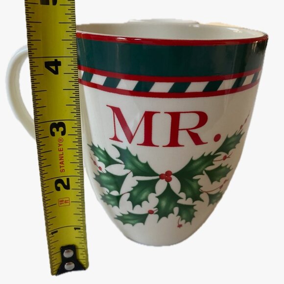 Christmas Holiday "Mr & Mrs" Coffee Mugs Lenox Holly Berries Microwave DW Safe - Picture 9 of 10